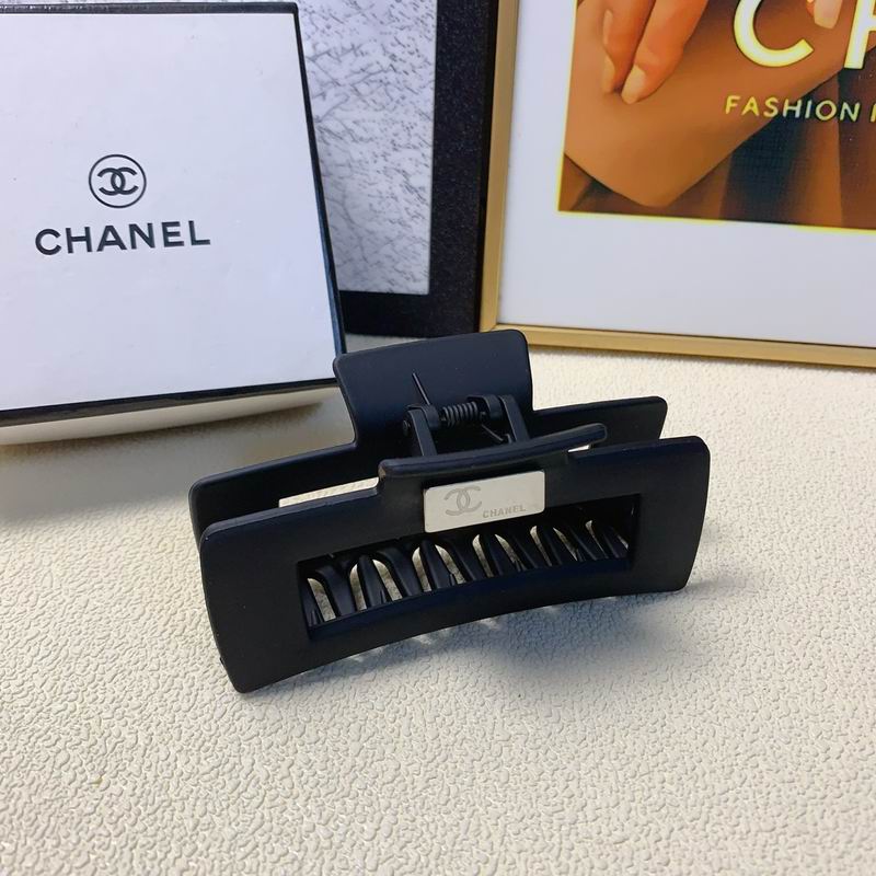 Chanel Hair Grab Clip 12lyx40 (7)